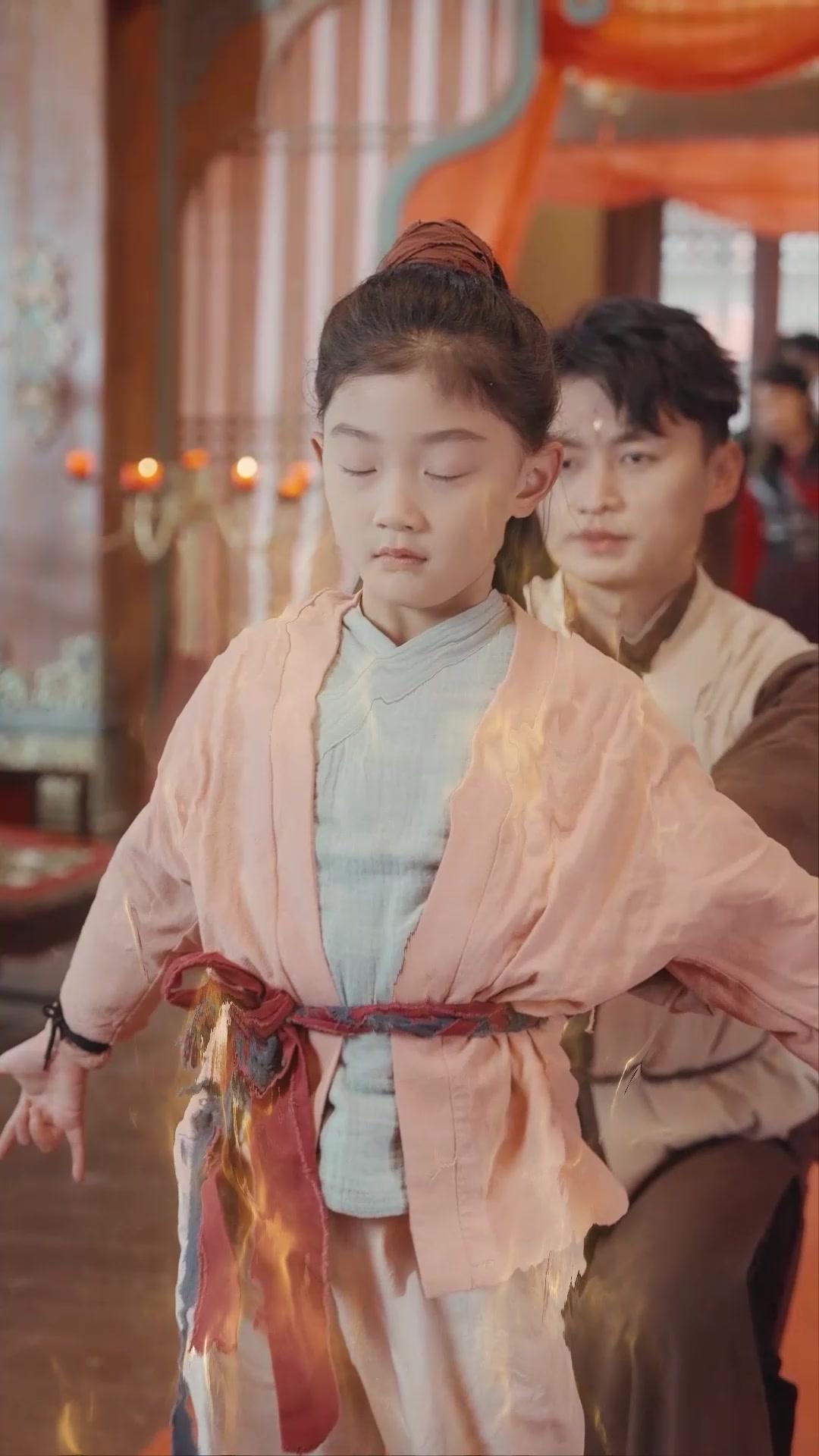 Jangan Remehkan Dewa Pedang Kecil!