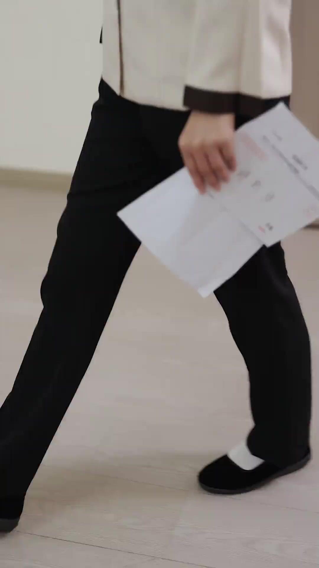 Eyes Don't Lie, Daddy   