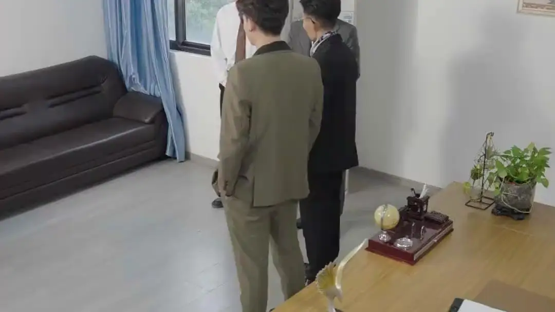 (Doublage) MA FEMME, LA PDG : Quand le bureau devient théâtre de la trahison