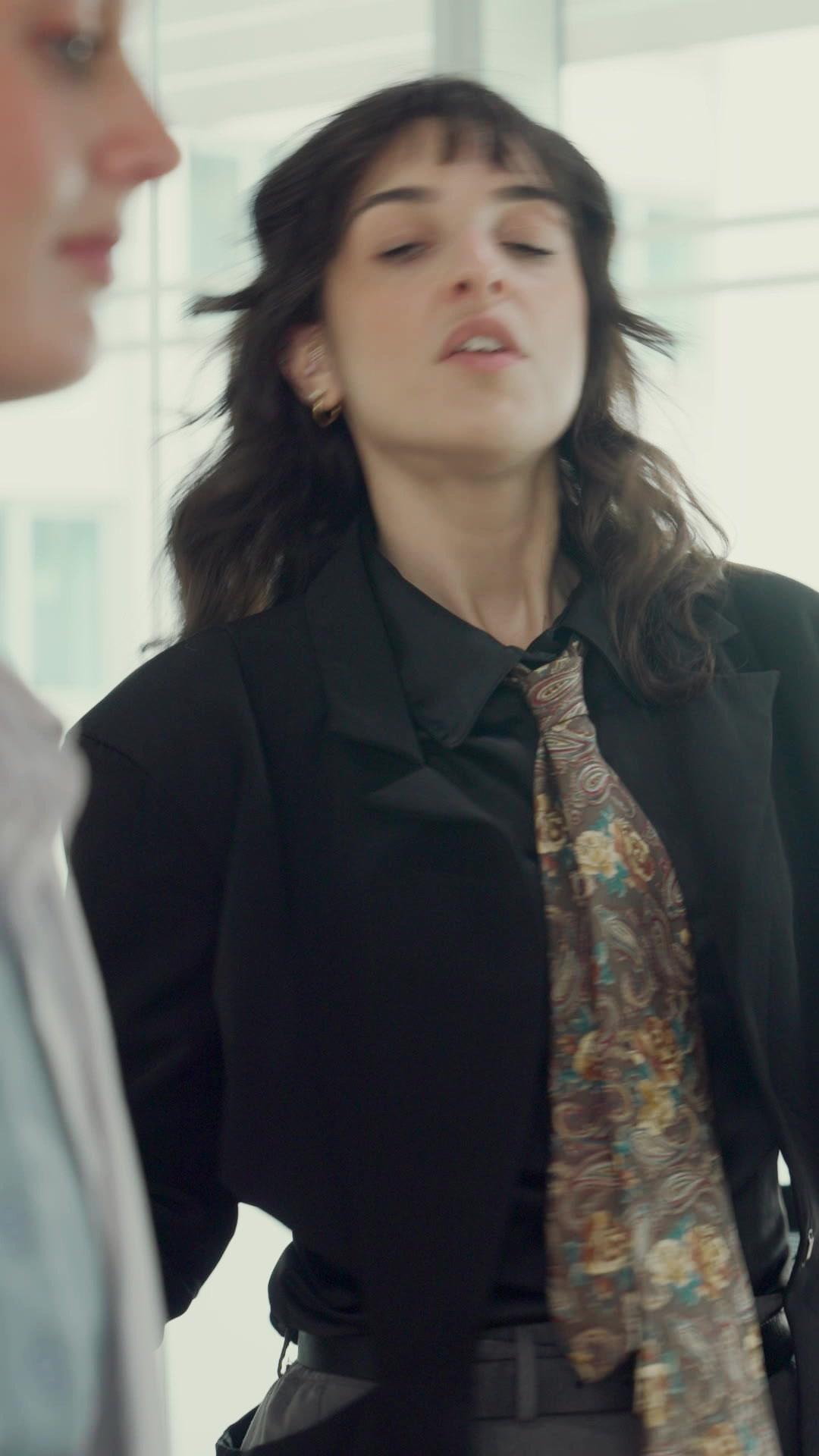 Nossa! Meu Marido Garçom É um CEO!