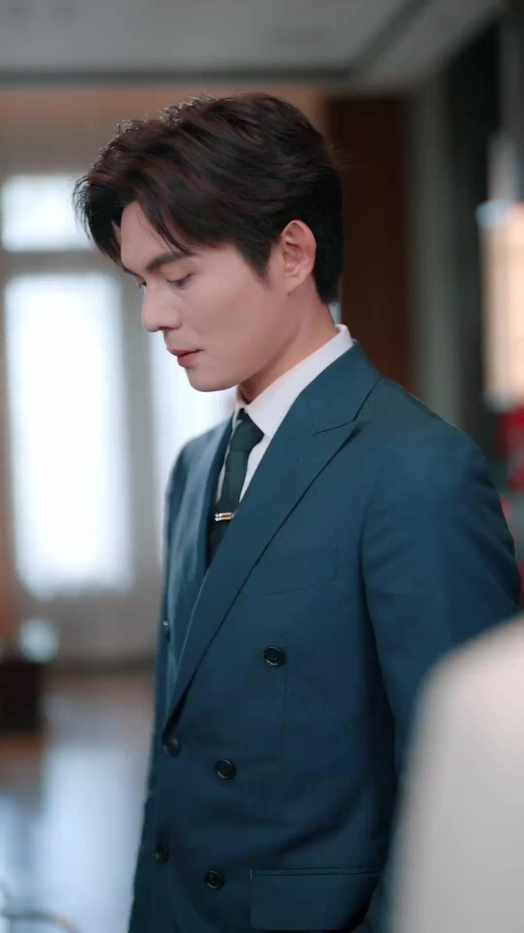 Gả Cho Kẻ Thù Của Anh