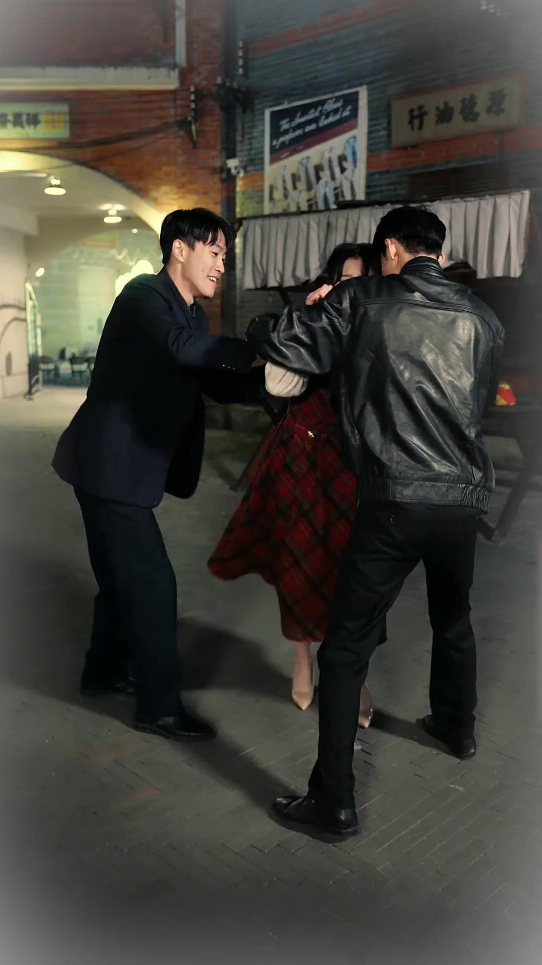 風雲上海灘，我以情報定江山