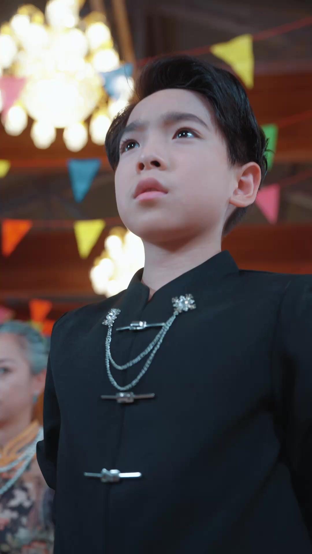 O Herdeiro de 6 Anos: Defender a Herança