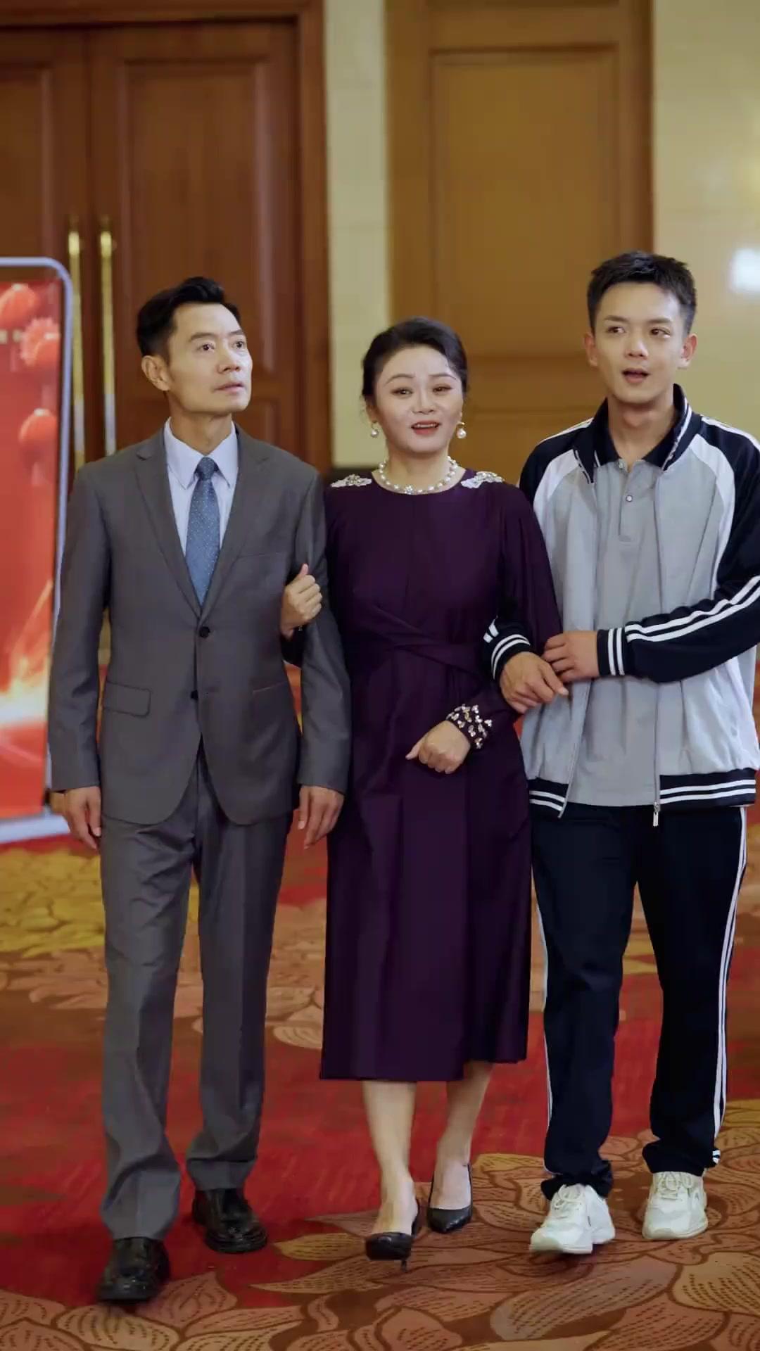 아빠, 두 집 살림의 대가를 치러!