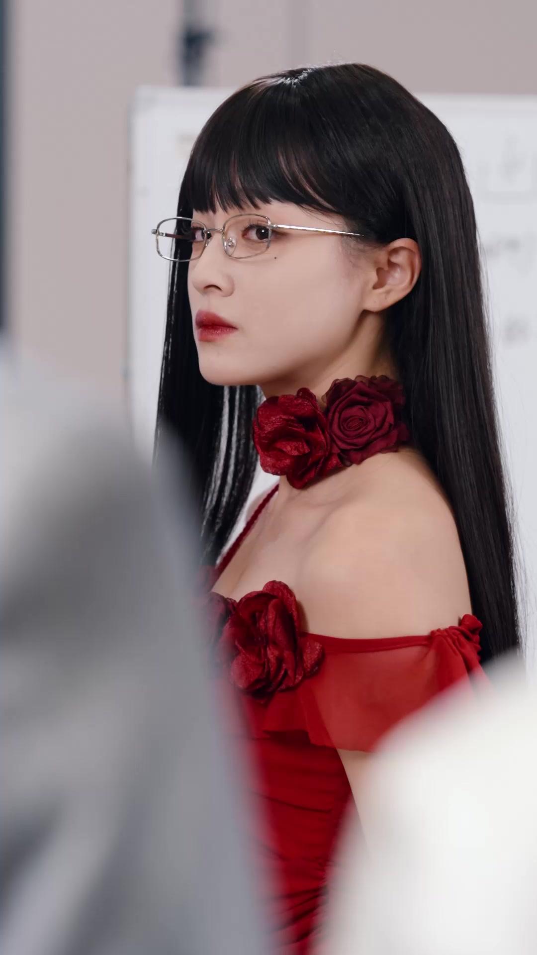 Don't Mess With the Genius Heiress