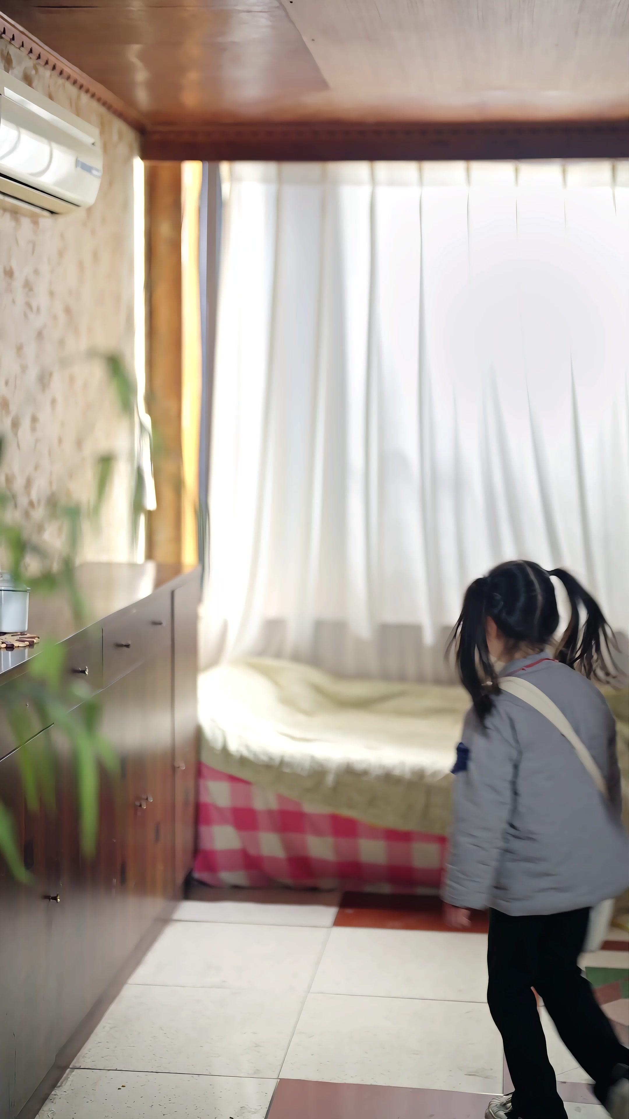 Bé Rồng Đến Chúc Phúc