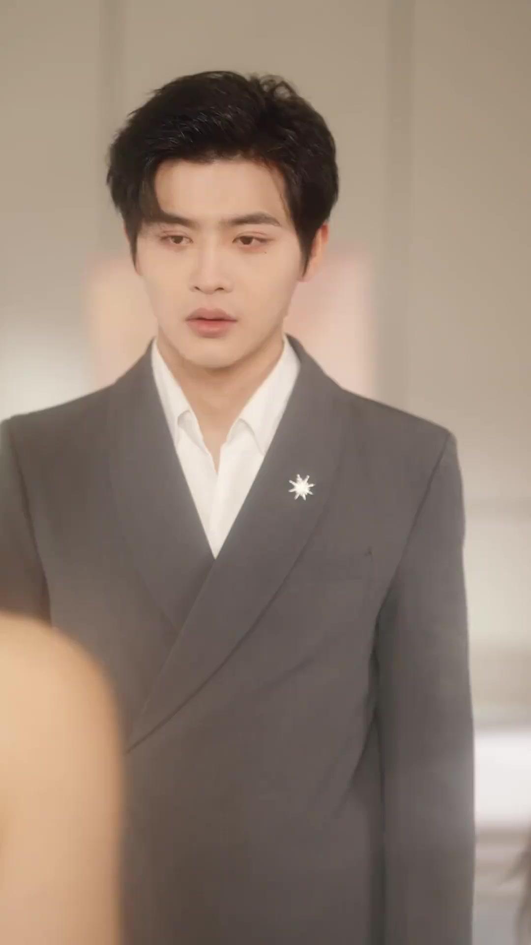 (พากย์เสียง) เล่ห์รักสองชาติ