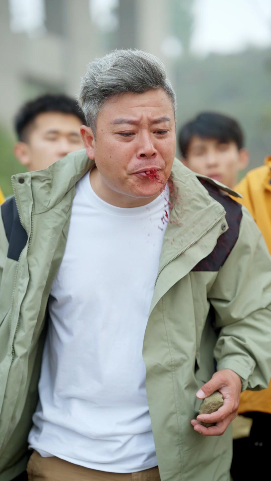 Da Morte à Evolução: O Monstro do Lago