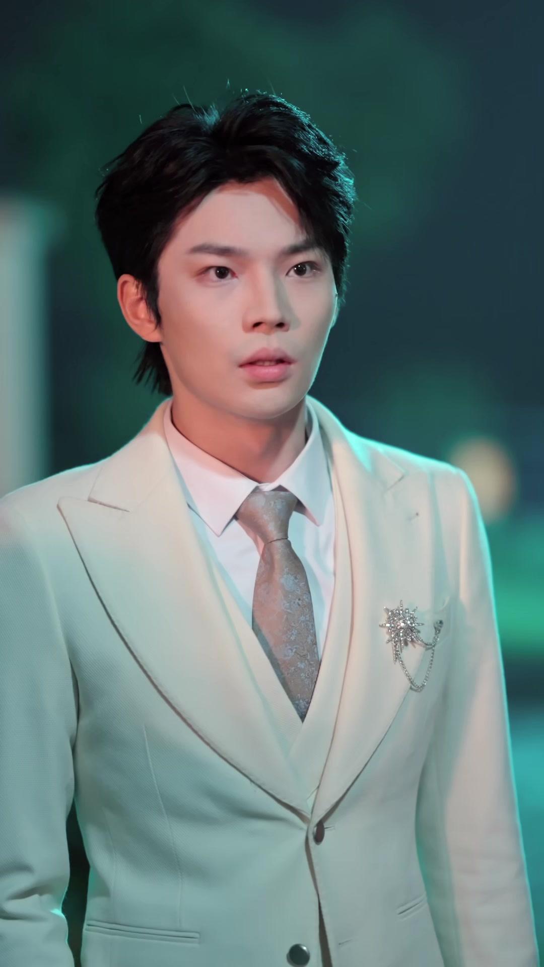 Hired a Billionaire as Baby’s Dad 