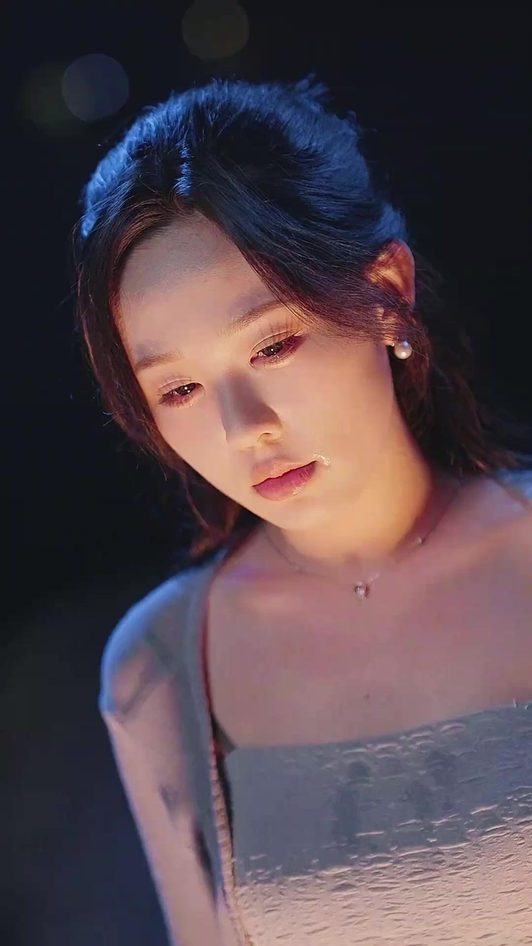 Sisa Cinta di Ujung Luka