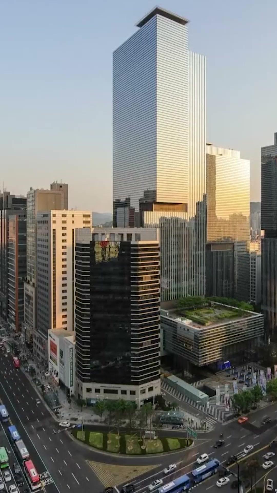 세 남자는 후회한다