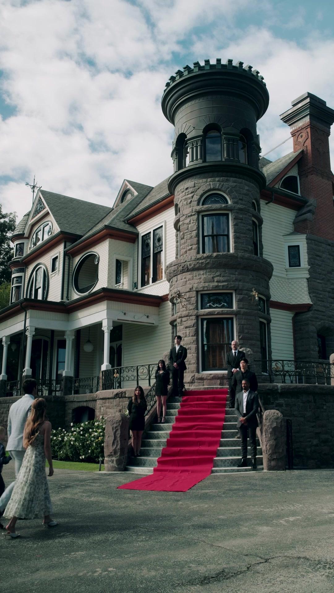 ROI ALPHA INSATIABLE ME RÉCLAME