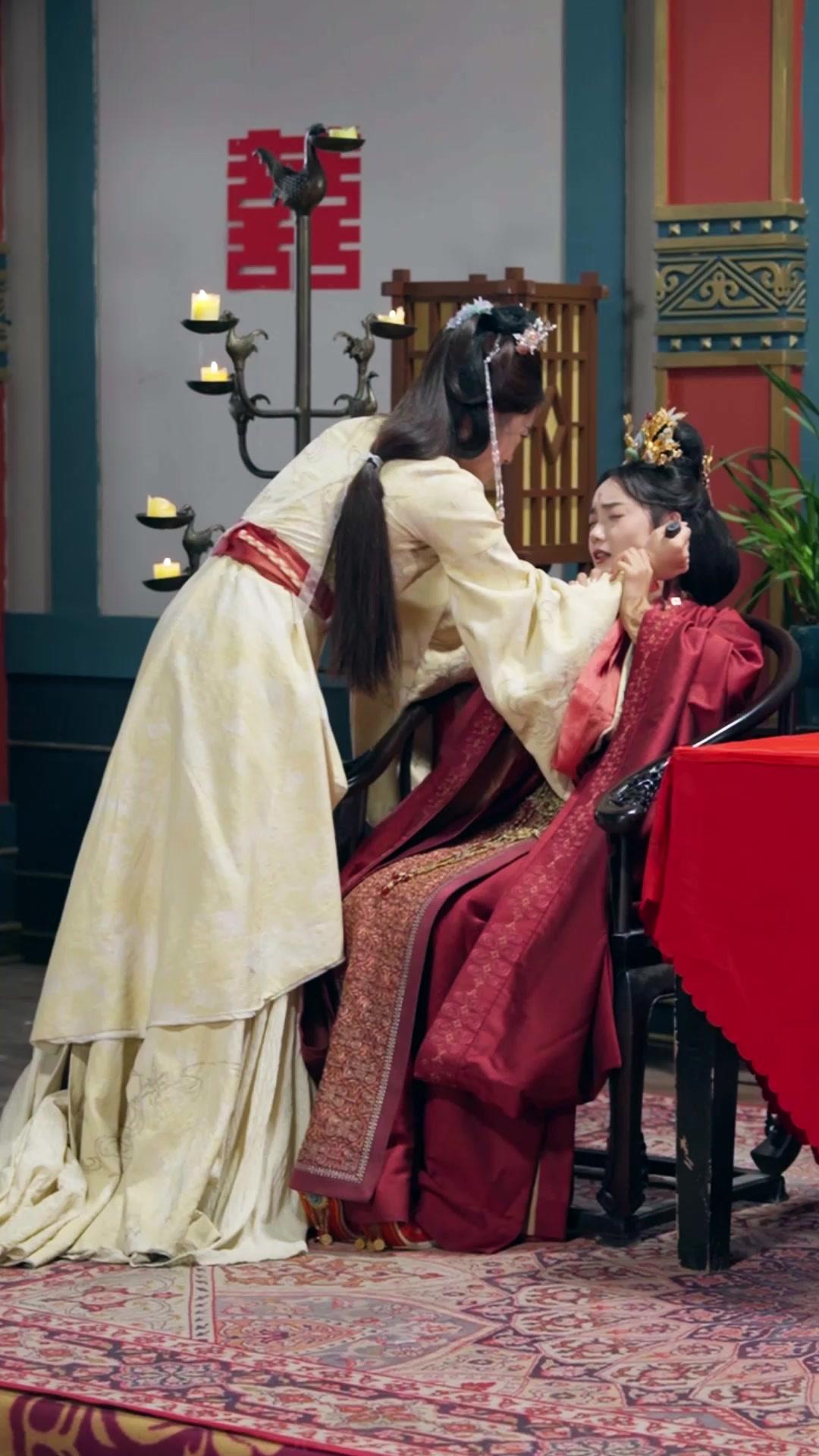 The Commoner Emperor’s Love Returns