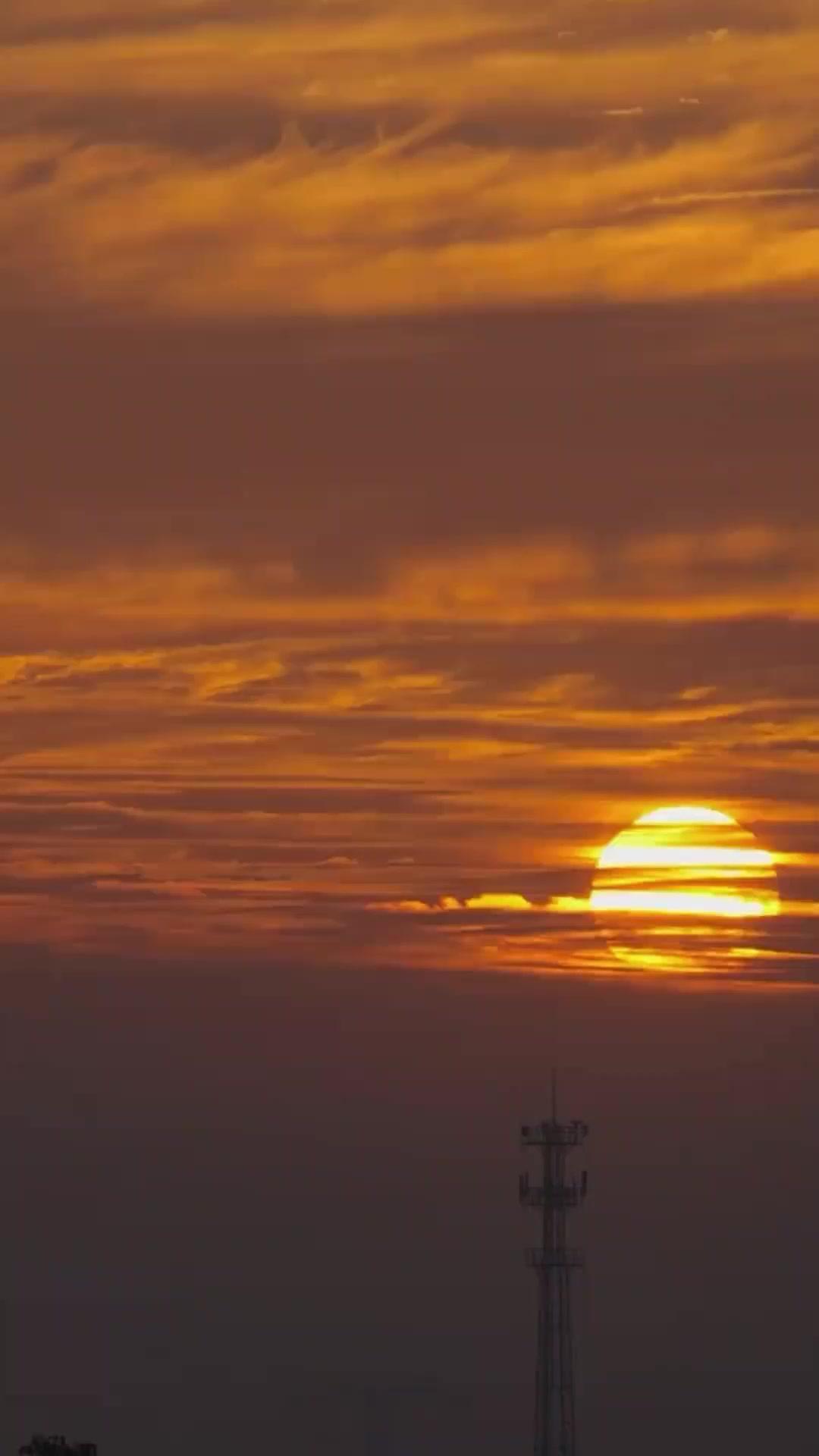 ¿Qué esconde mi esposo roto?