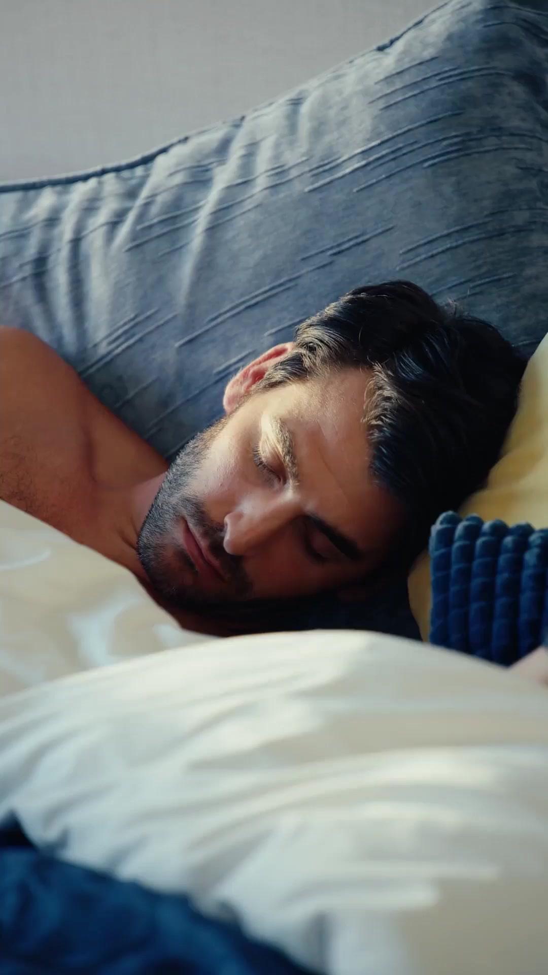 (Doublage)ALLERGIE À TOUTES ! SAUF ELLE