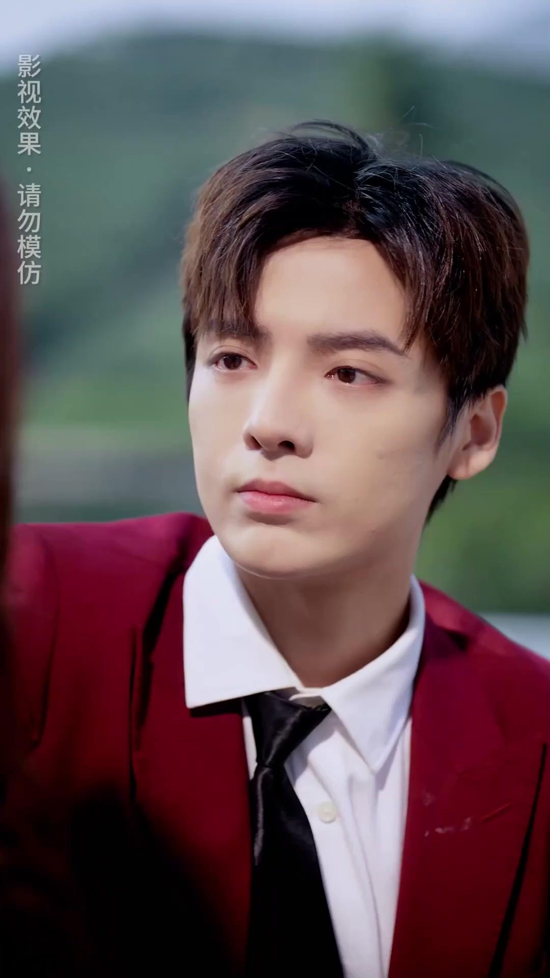 Tejebak di Dunia Hiburan