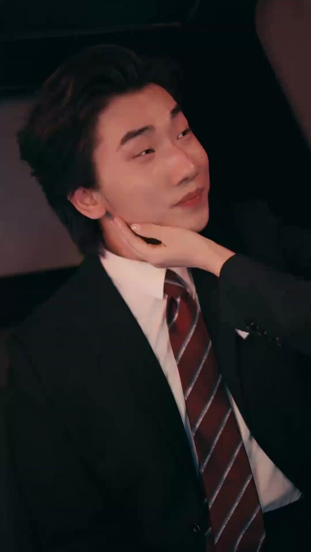 사장님, 내 몸에 손대지 마요