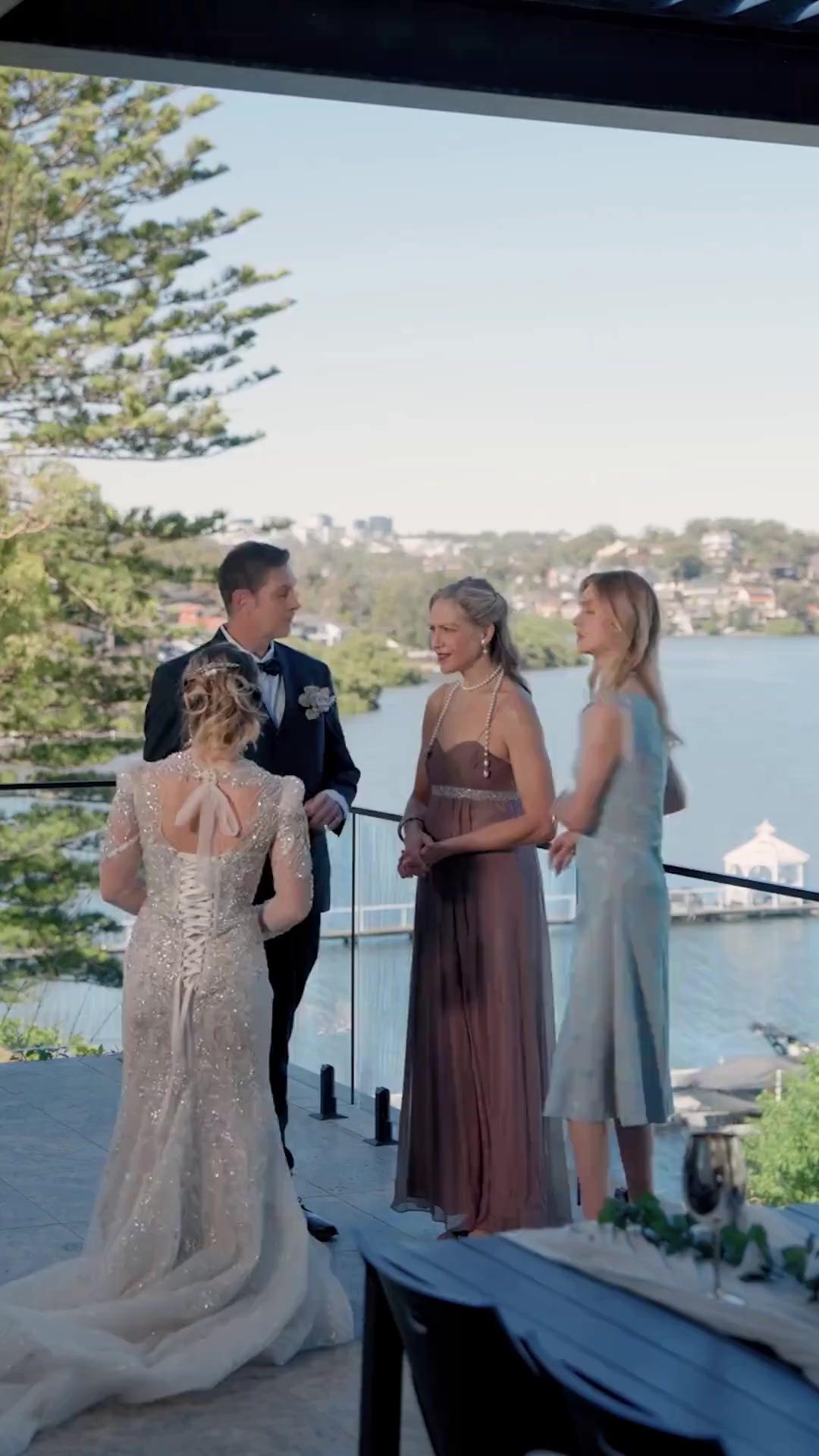 (Doblado)¡Amor, un placer colaborar!