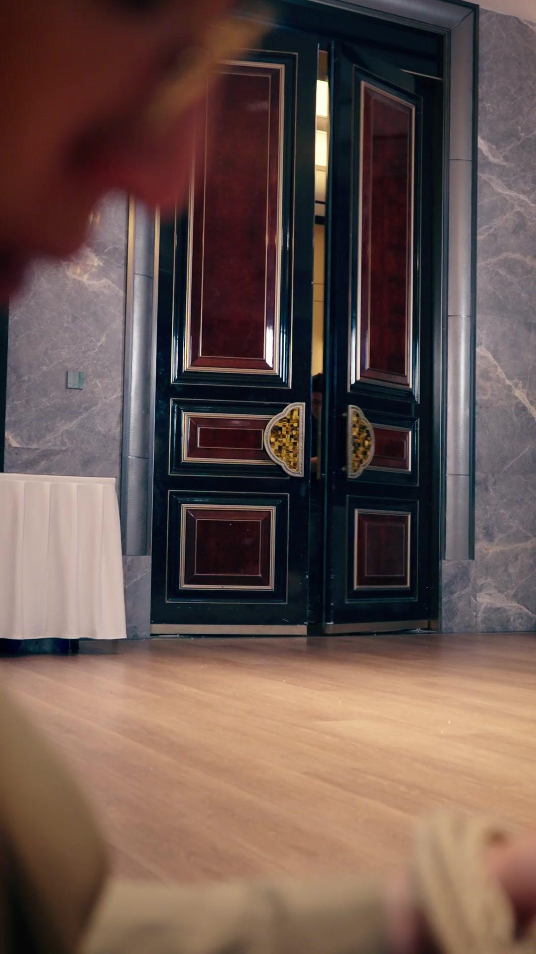 The Mahjong Queen Returns