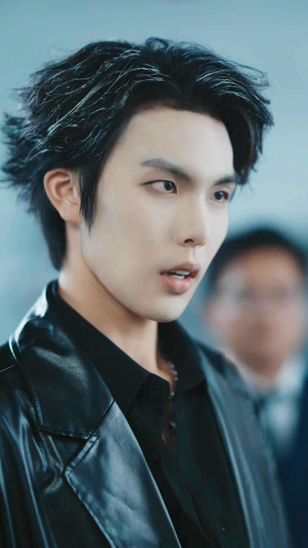 Pacarku Berbulu dan Manis