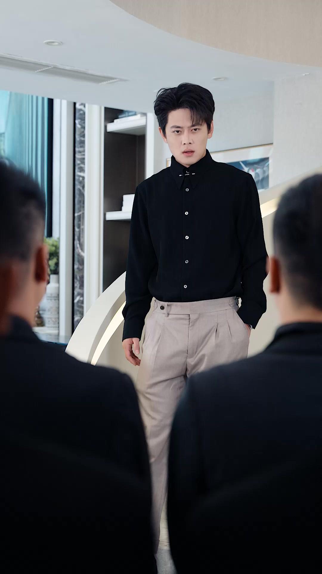 Bunga Merah di Hati Sang Mantan