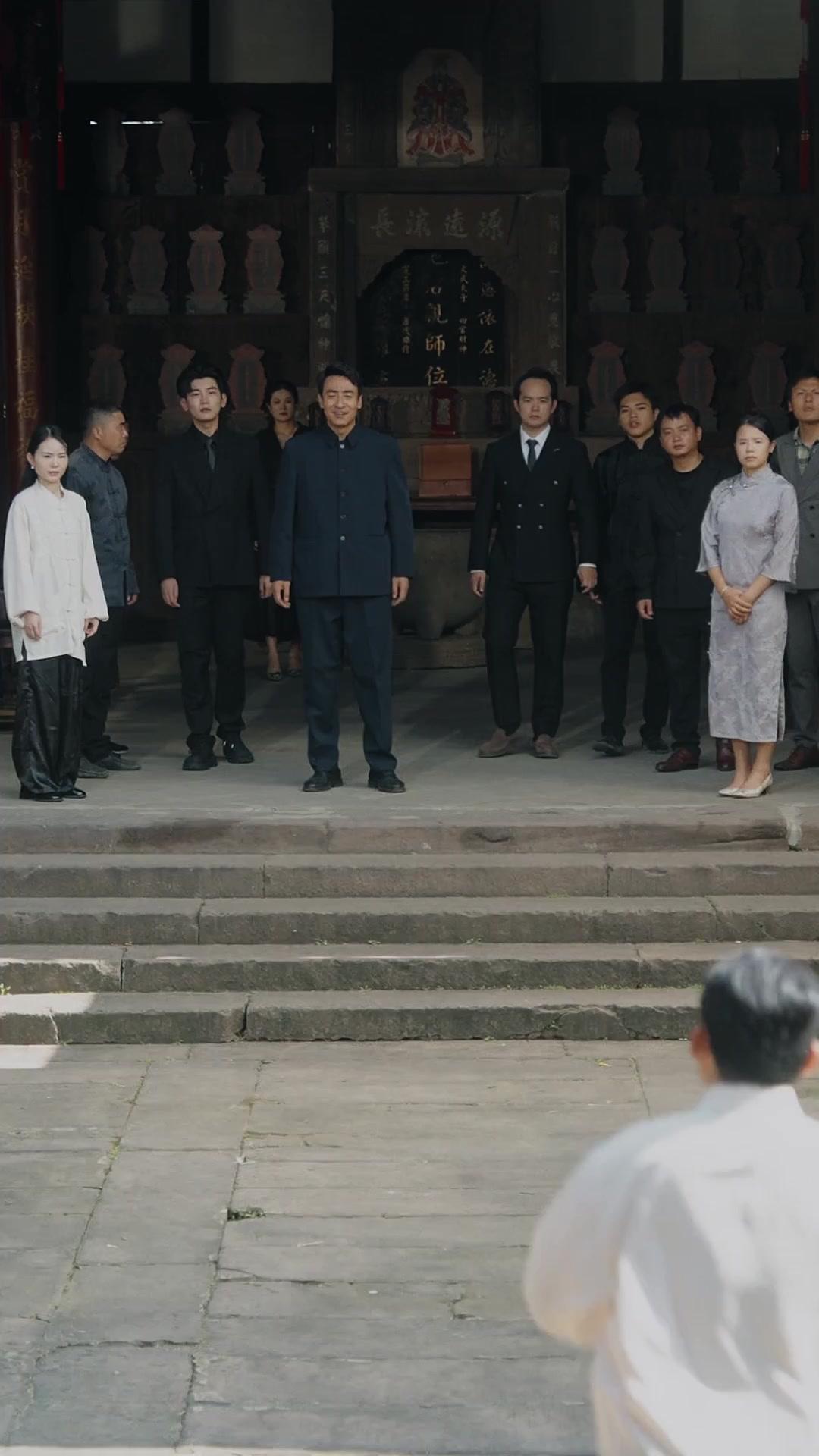 臥底英雄，重啟逆襲人生