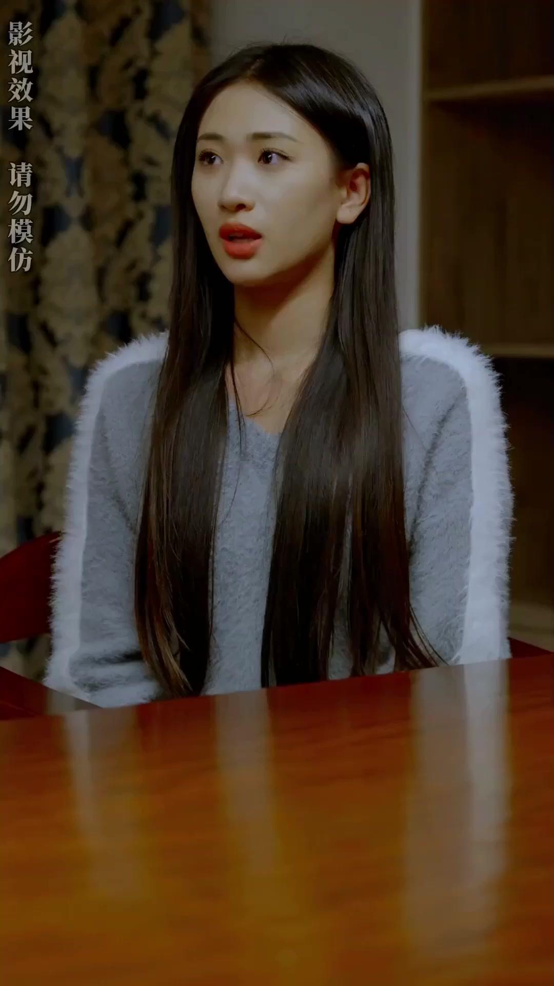 زوجي مدللني بجنون