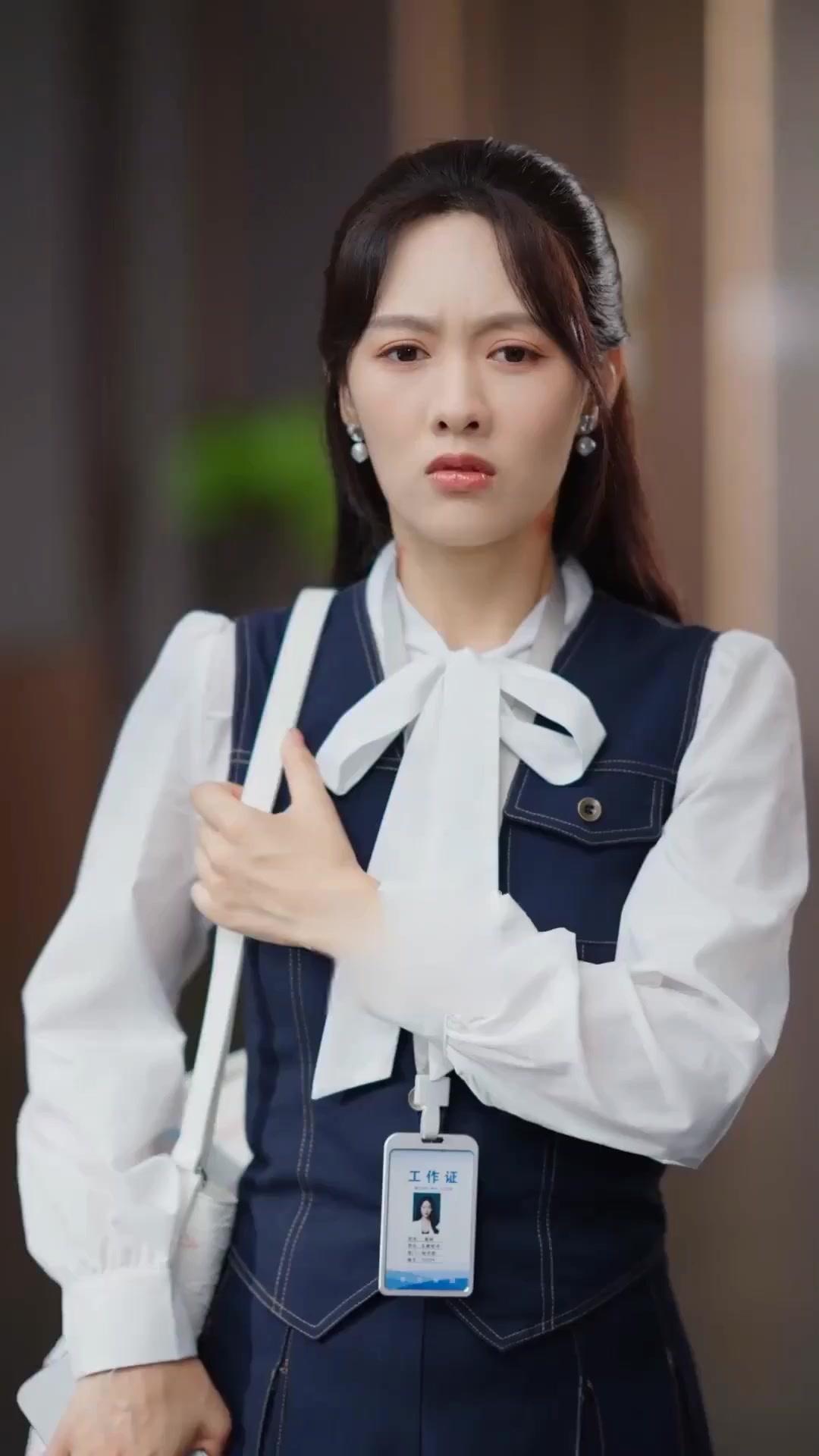 老闆逼我先婚後愛