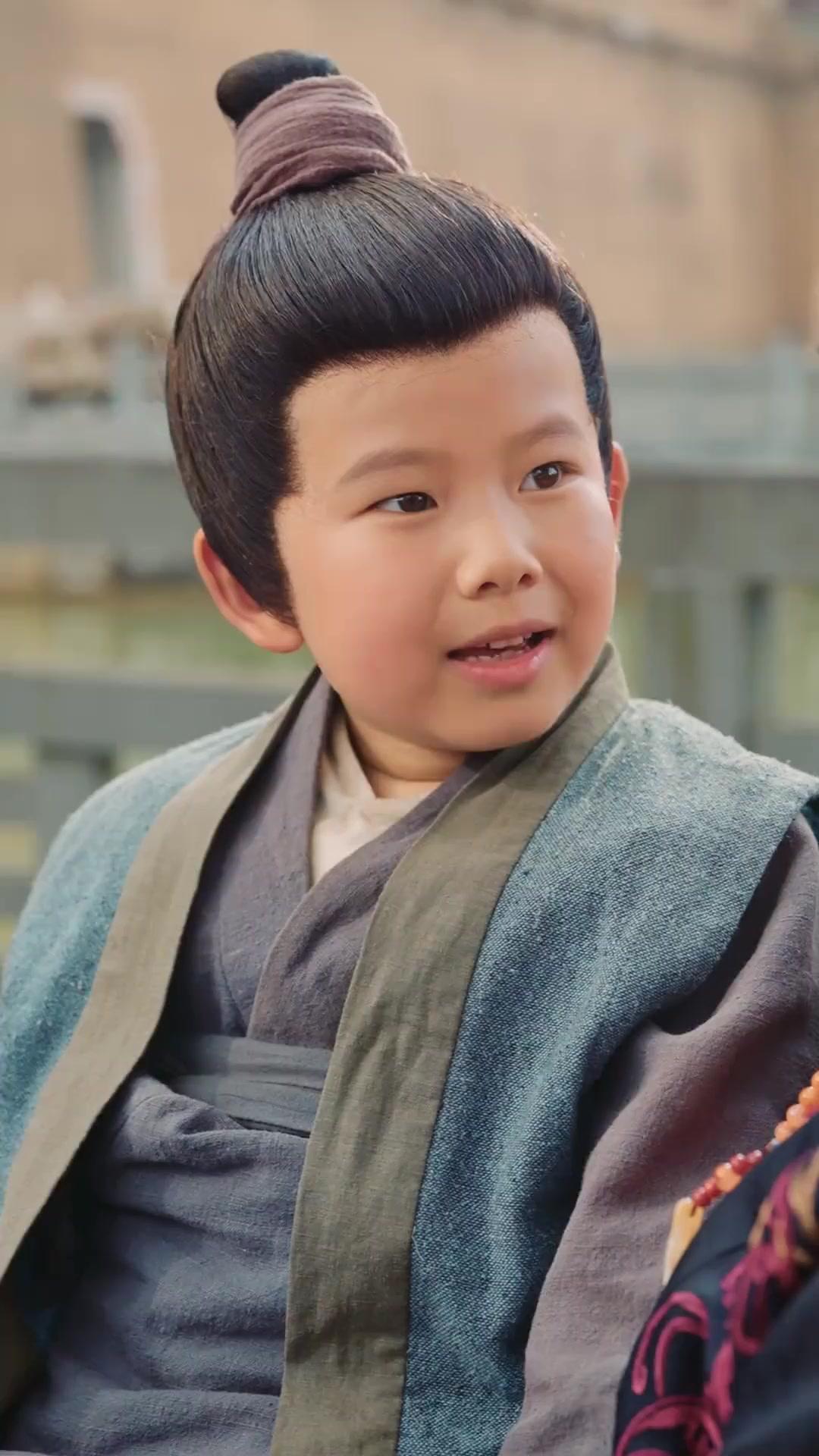 궁에 핀 어미꽃