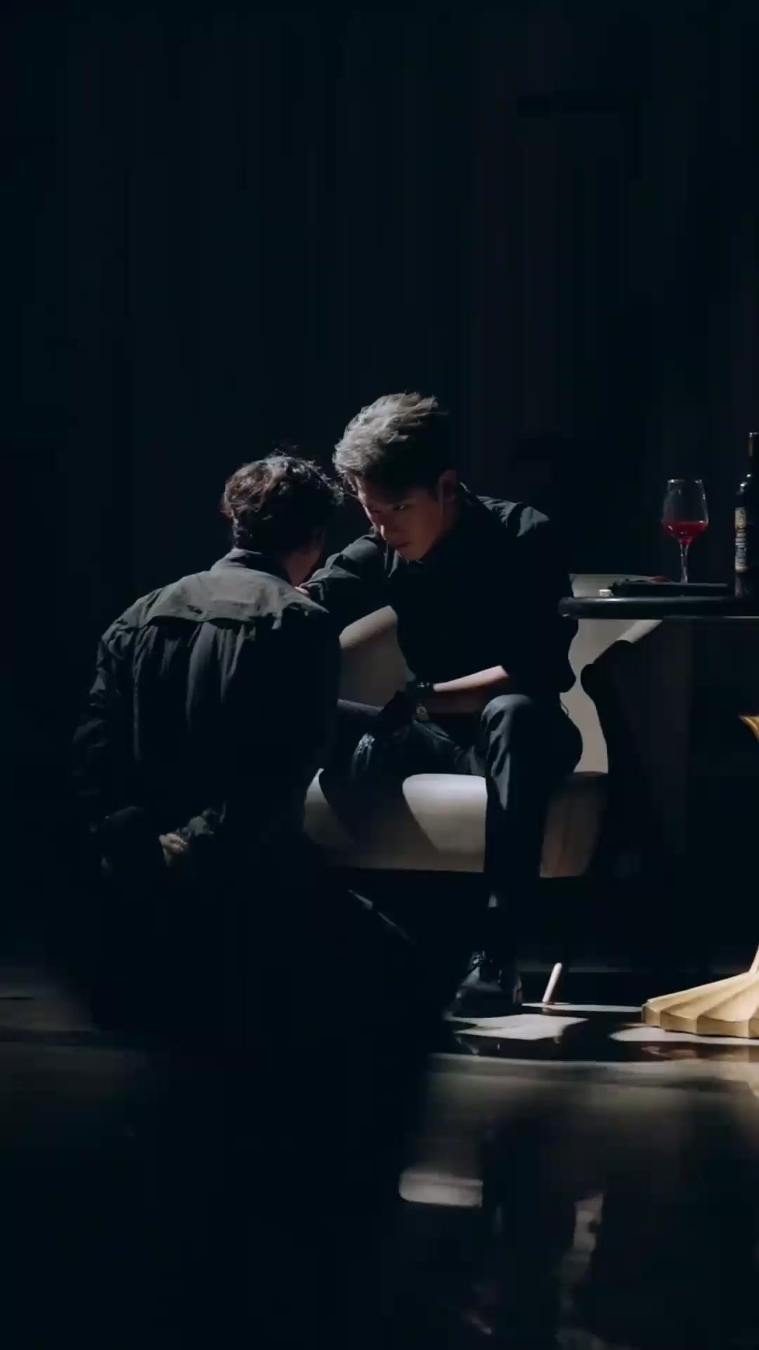 (더빙) 가시 장미, 내 손안에