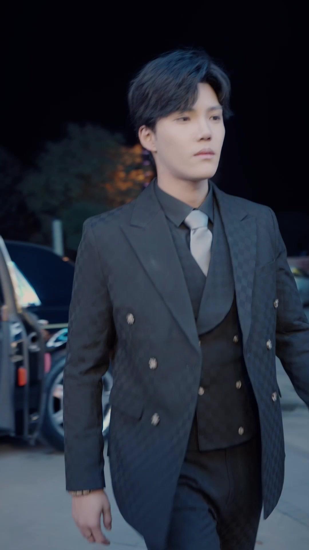 Fingiendo amnesia, atrapé un riquezón