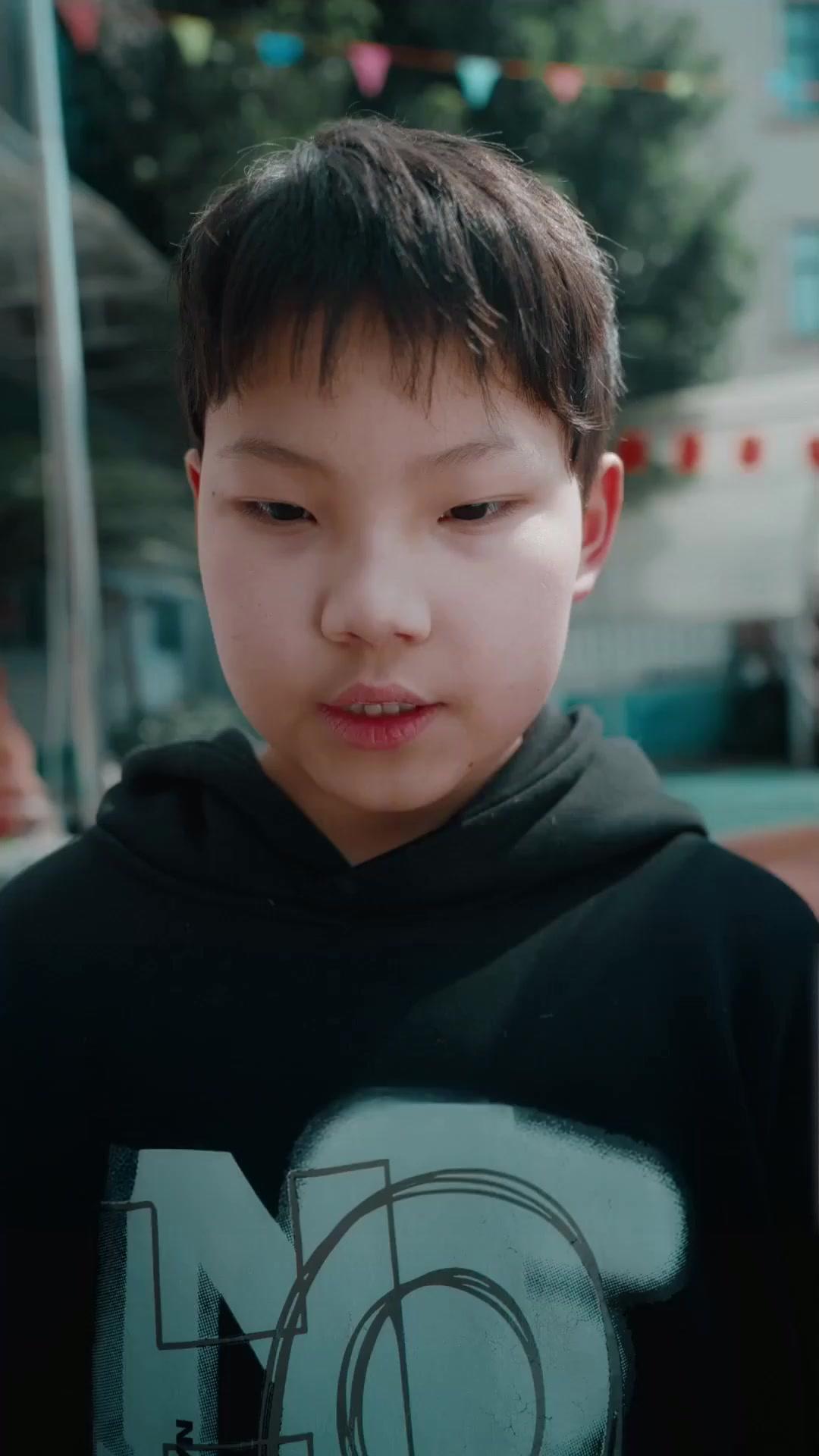 Hijo genio, mamá misteriosa