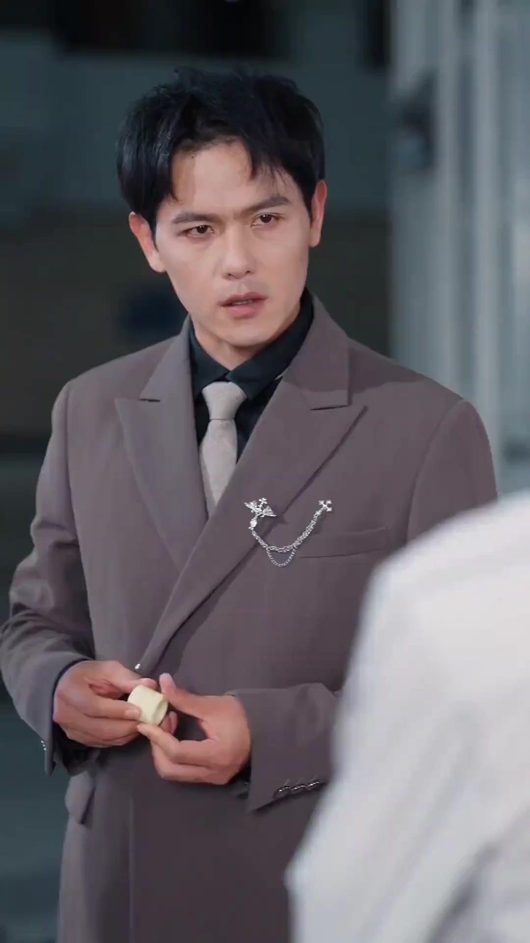 (Doblado)El plan detrás de su ternura