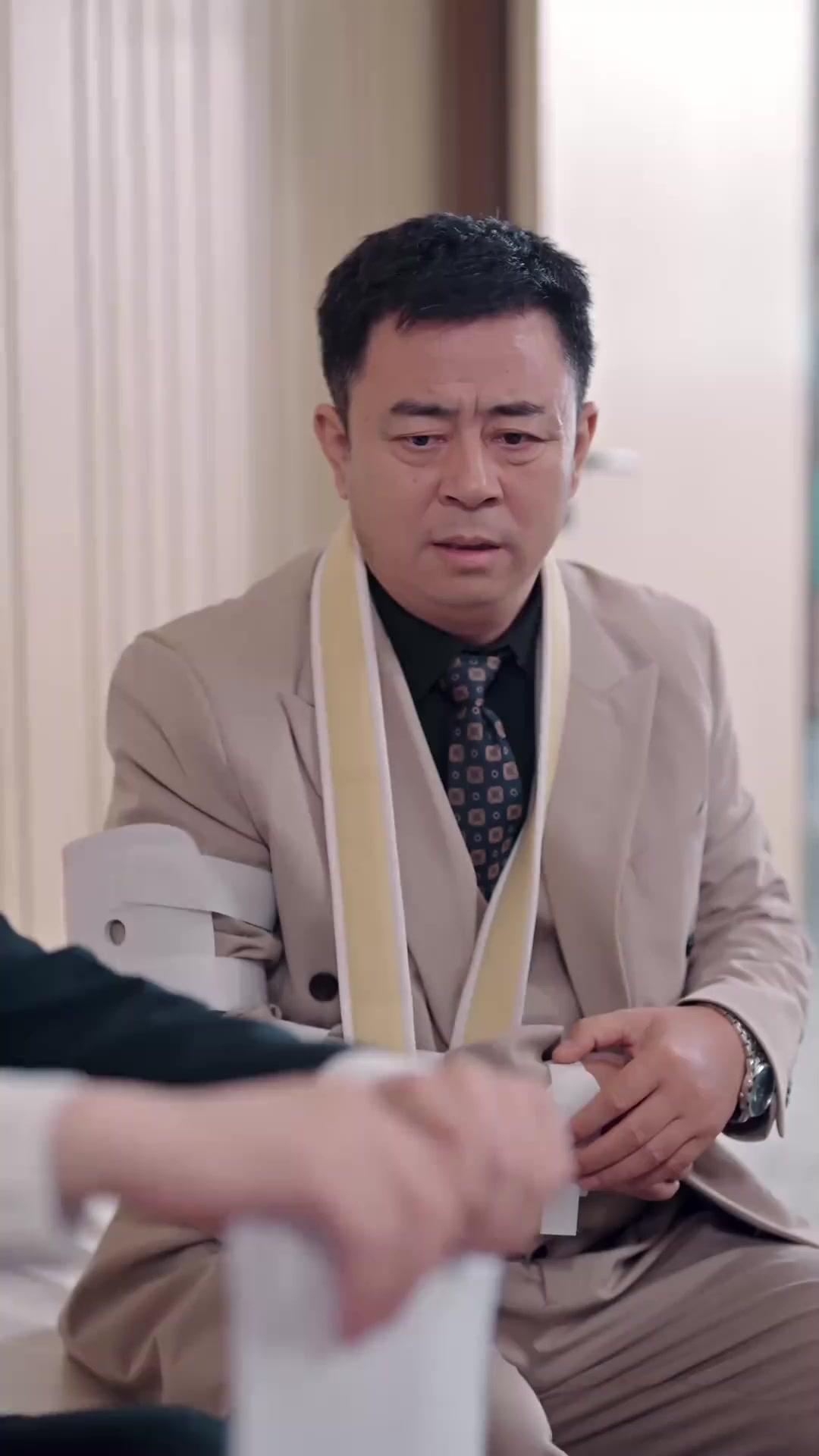 Hired a Billionaire as Baby’s Dad 