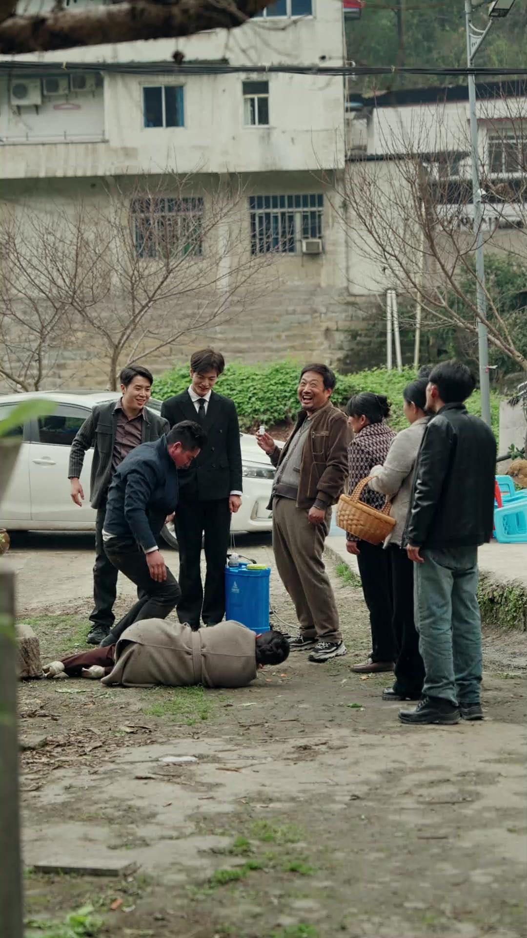 Drama Besan Kerana Seekor Ayam 