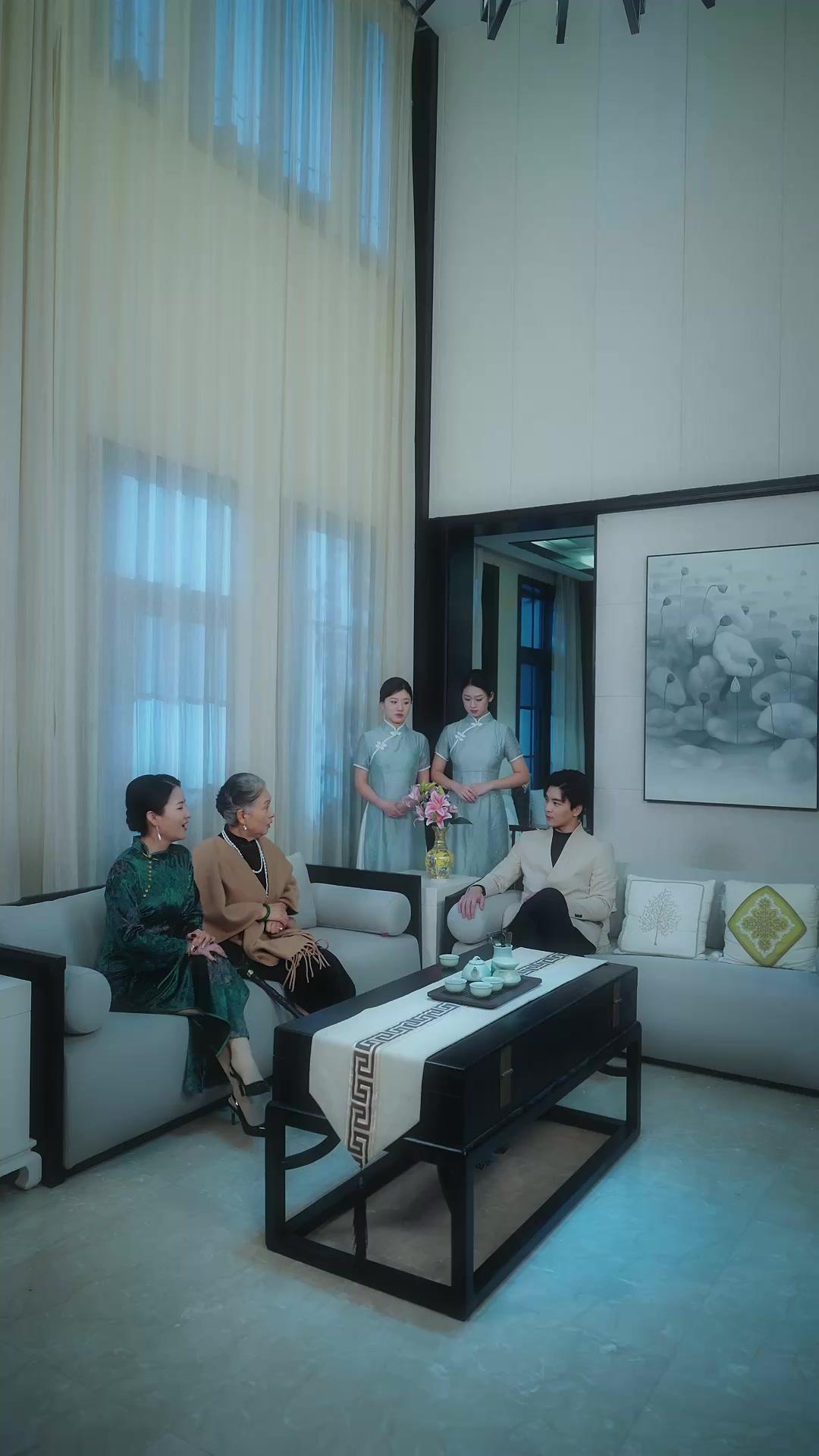 Fake Star? True Scheme Queen!