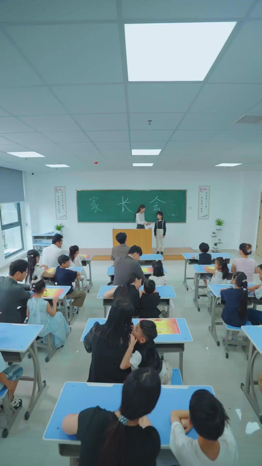 Dad’s Back! Kneel, Fakers!