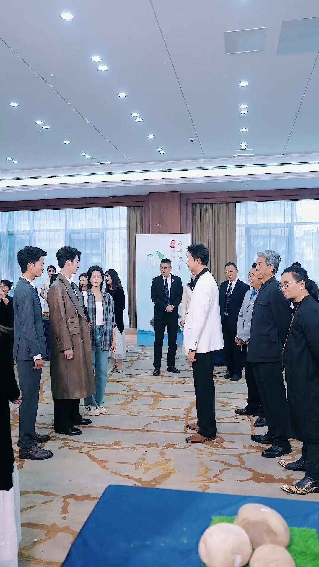 Cú Va Chạm Định Mệnh