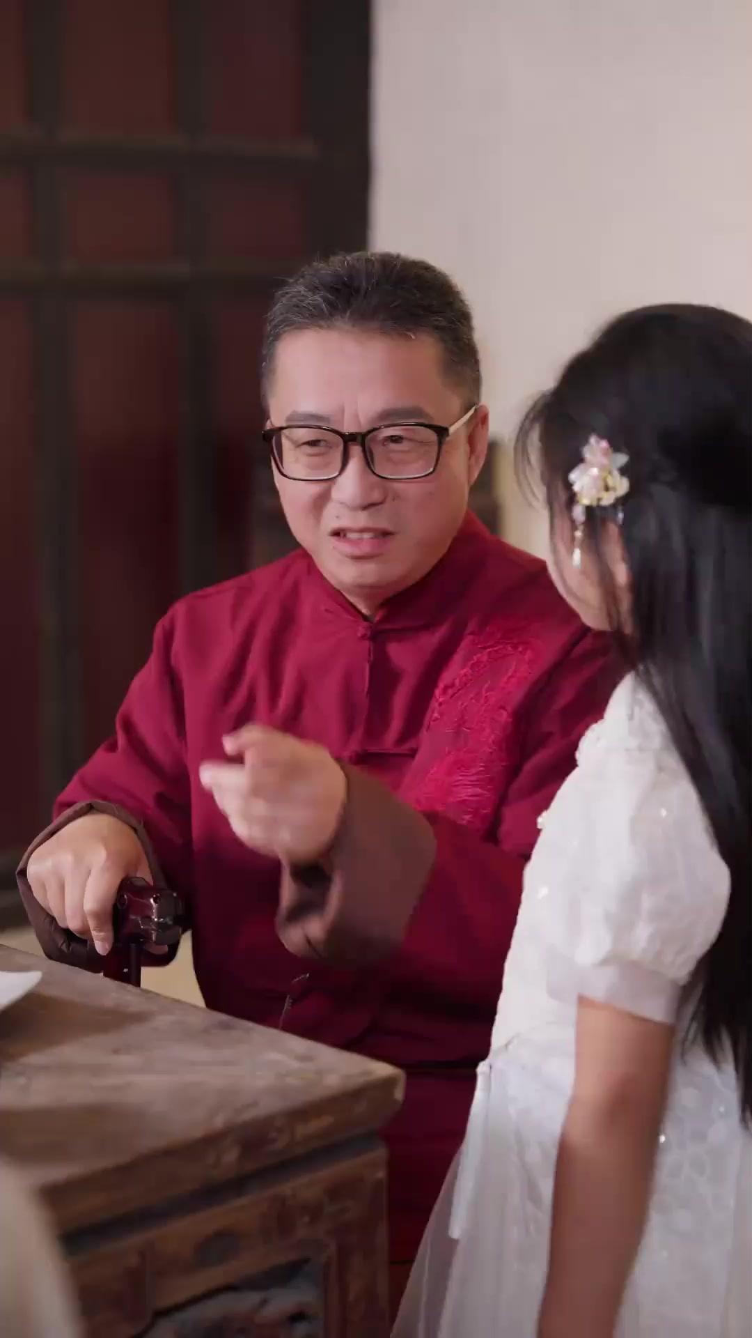 (Sulih suara) Ganti Ayah, Ubah Nasib