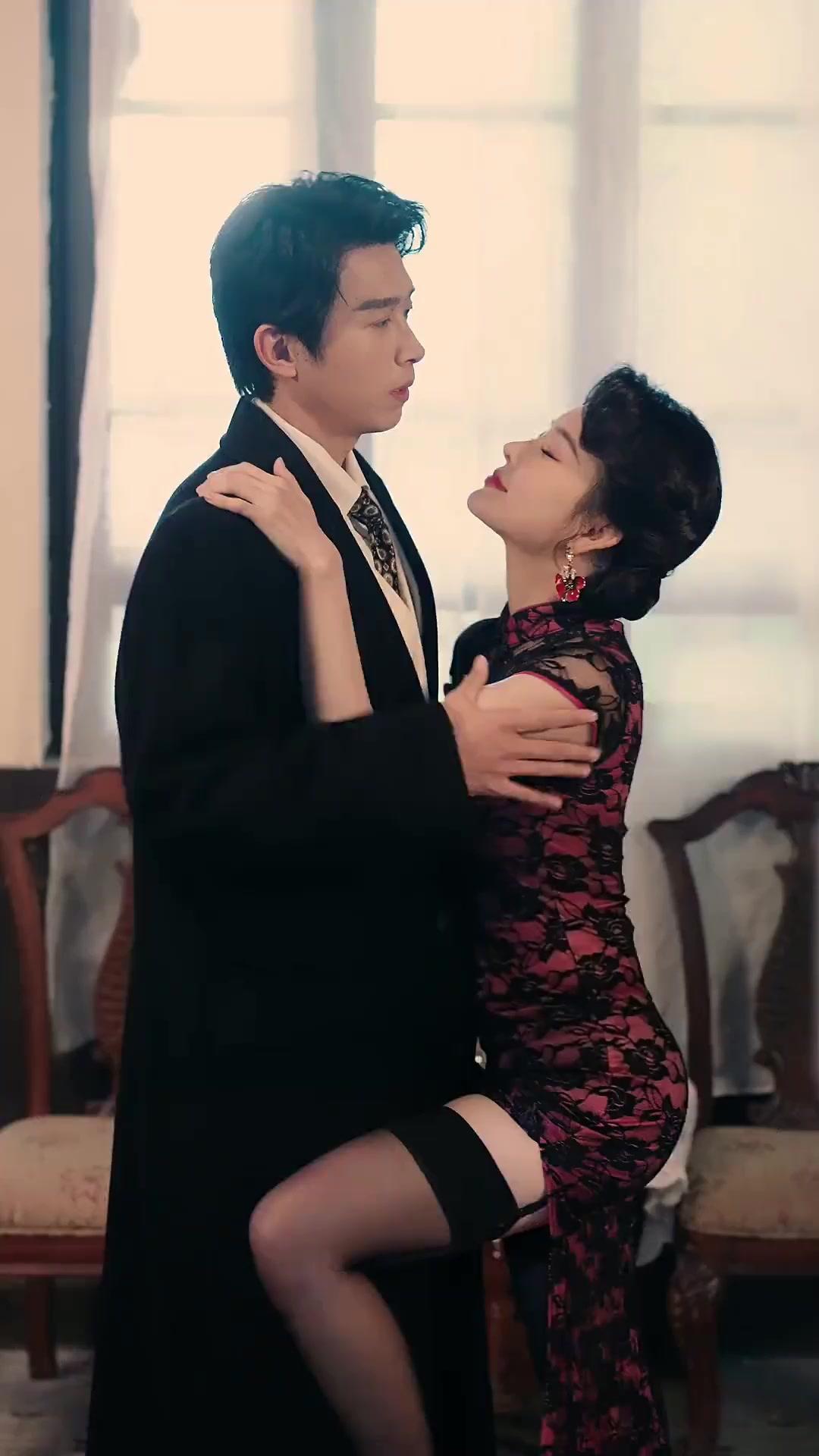 Mật Mã Bến Thượng Hải