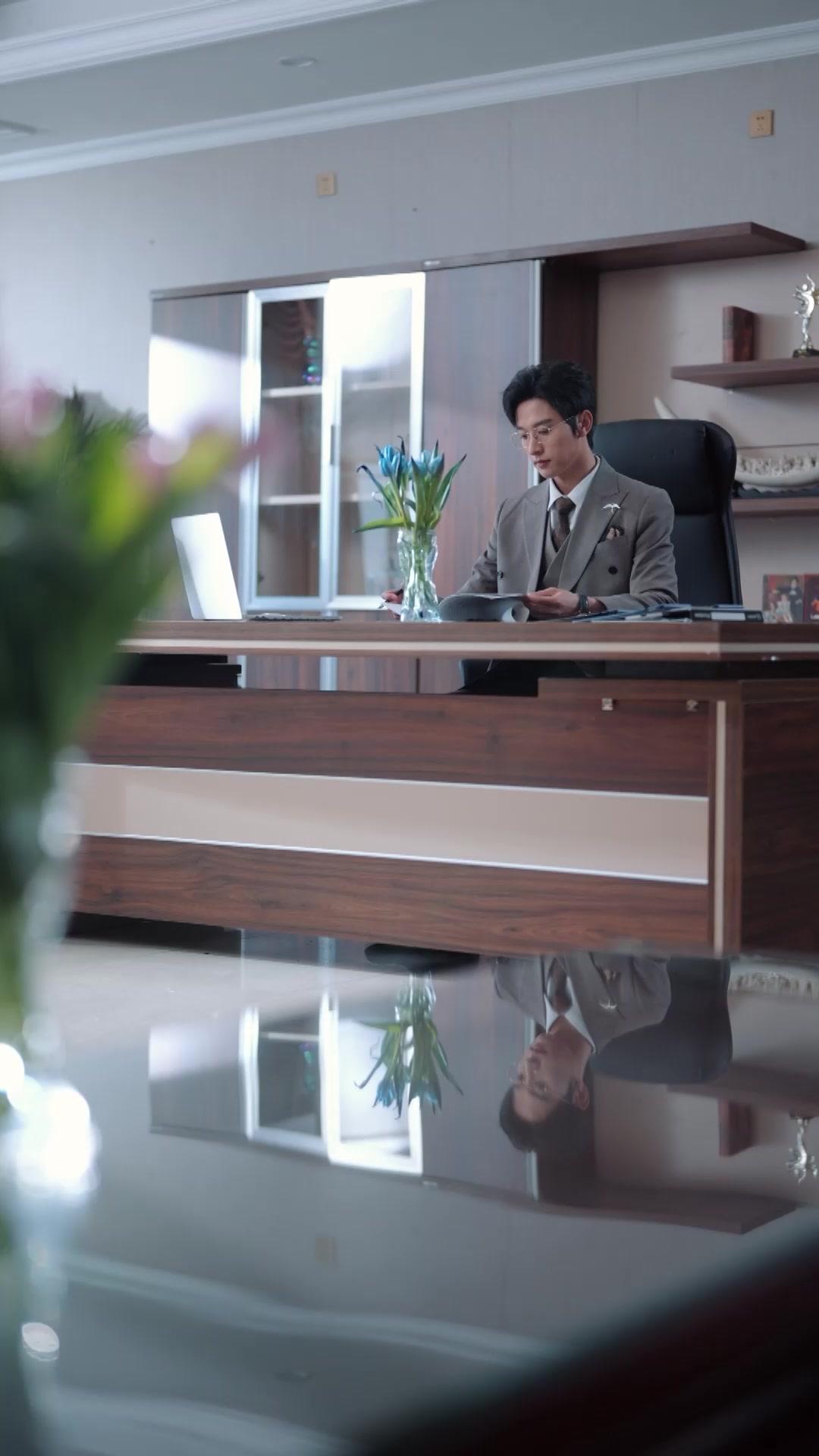 Baby's Revenge: Make Mommy a Queen!