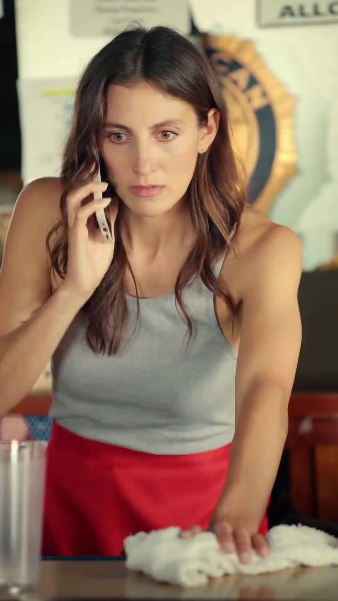 (Doblado)Mi mamá es agente de élite