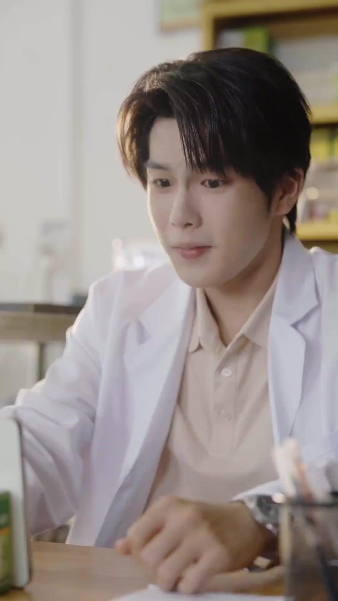 หมอข้ามภพมาเปิดไลฟ์