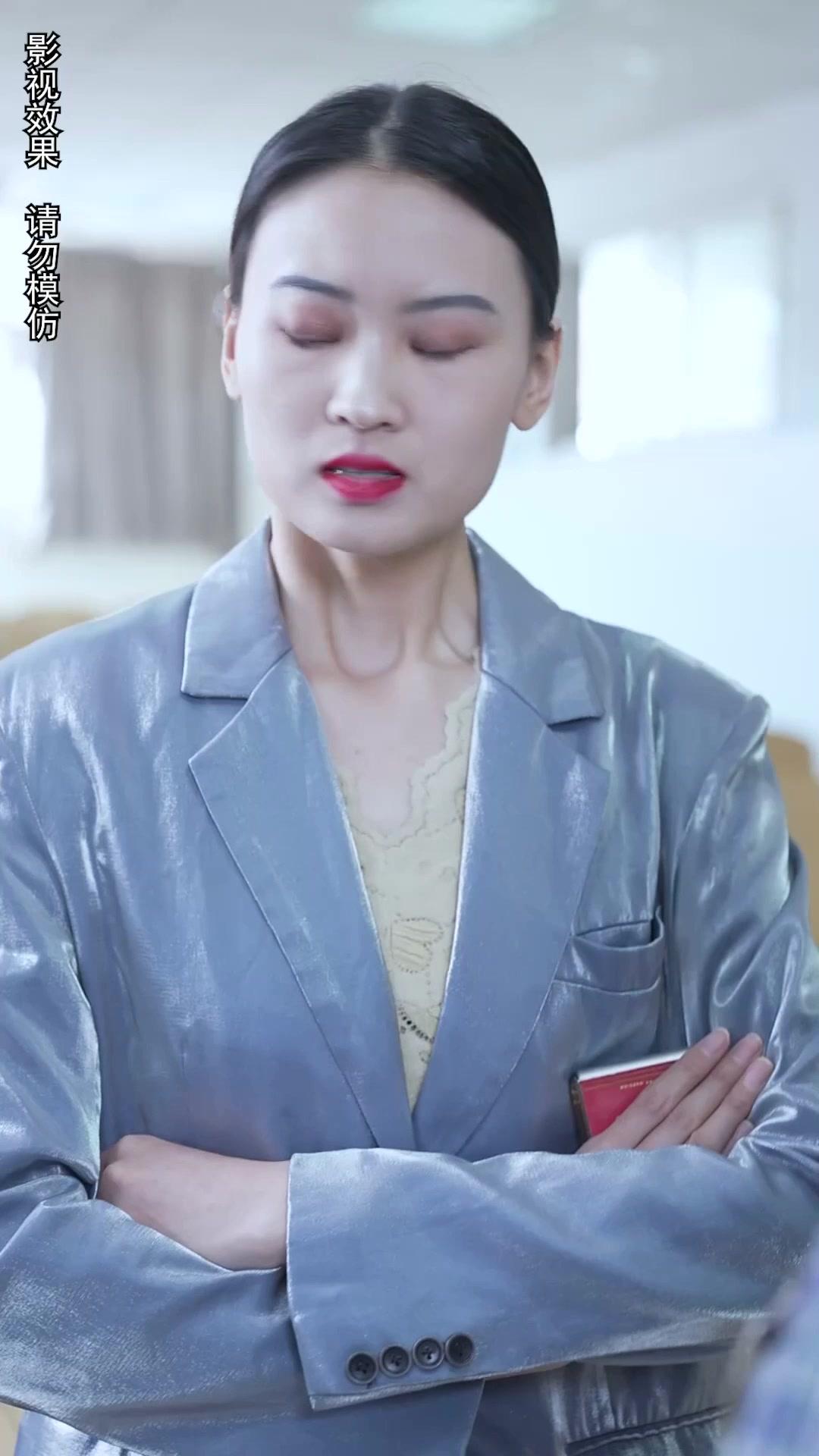 Okulda Fırtınalar Estiren Ben