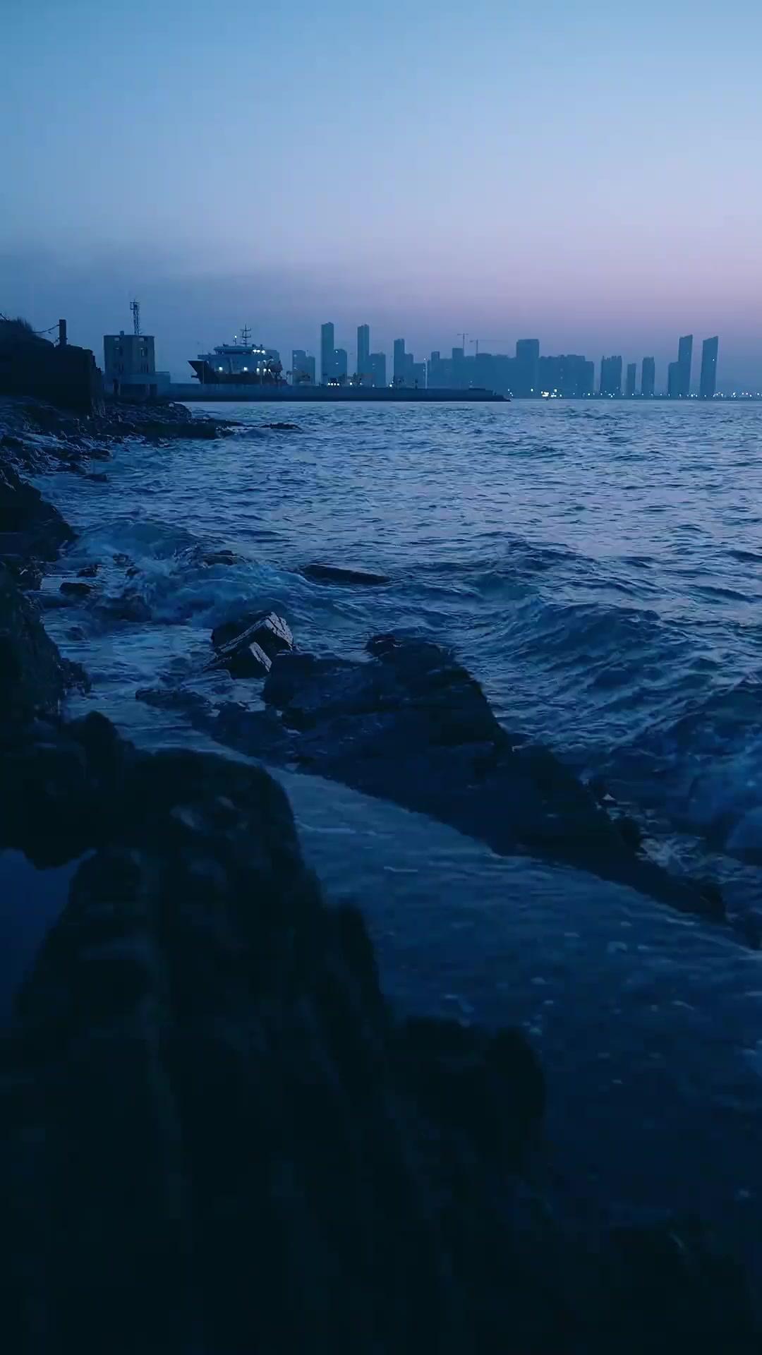 Khoảng Cách Giữa Hai Ta