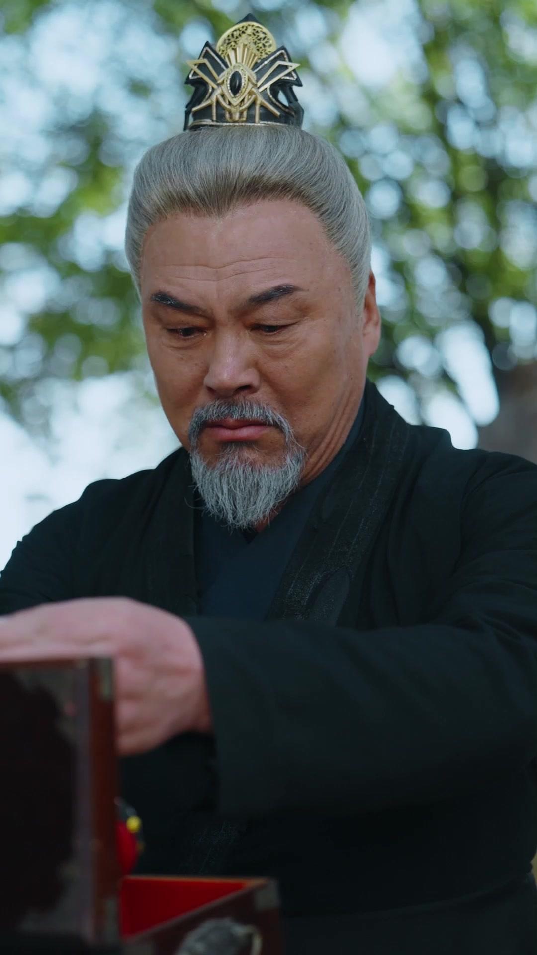 My Useless Daughter is A Grand General?