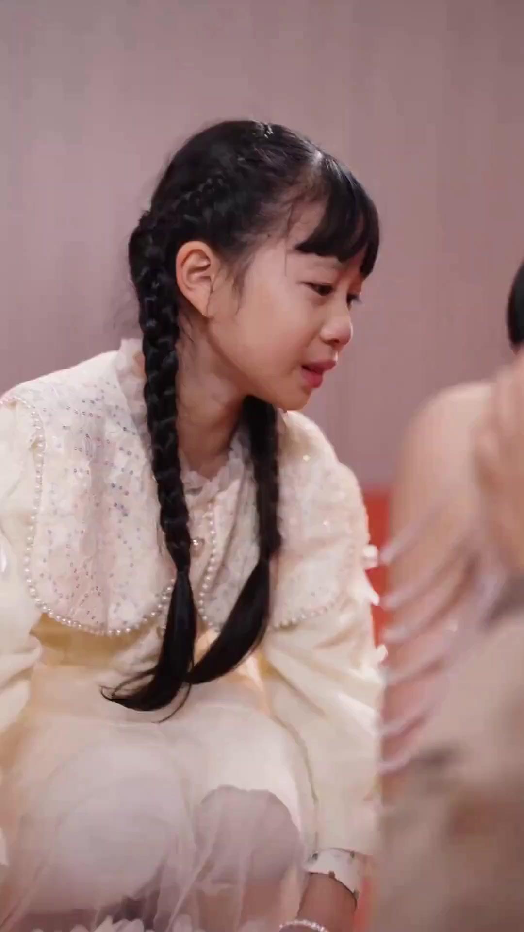 (Dubbed)Spoiled Brat vs. the Wrong Family