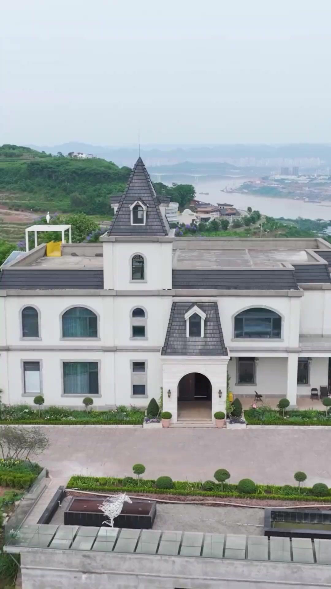 A Empregada que Vingou: O Jogo de Elsa