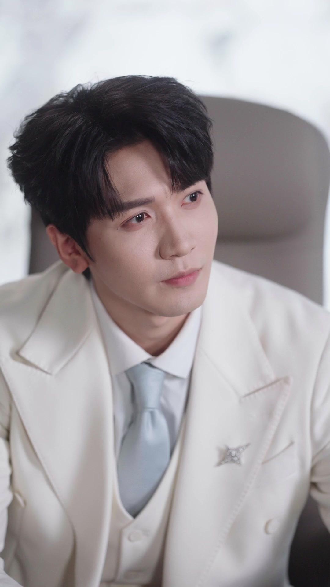 Married a Tycoon from Prison?