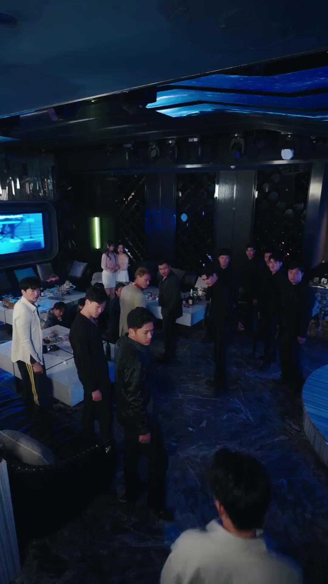 (더빙) 감옥에서 군림까지